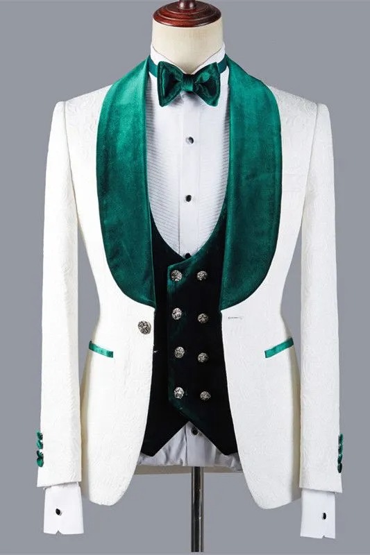 Importance of Choosing Quality Fabric For Your Wedding Suit