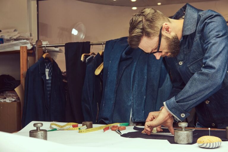 6 Amazing Styling Tips for Men’s Custom Fit Shirts